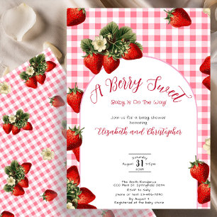 Red Gingham Berry Sweet Strawberry Baby shower Kaart