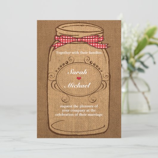 Red Gingham & Burlap Mason Jar bruiloft Kaart (Staand voorkant)