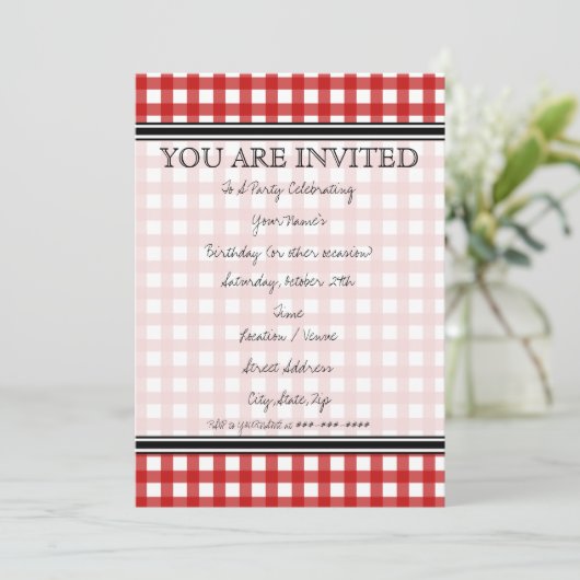 Red Gingham Invitation Kaart (Staand voorkant)