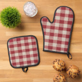 Red Gingham Oven Mitt en Pot Holder Set (Top down)
