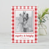 Red Gingham Photo Christmas Kaart Merry & Bright (Staand voorkant)