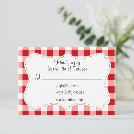 Red Gingham RSVP Kaartje (Staand voorkant)