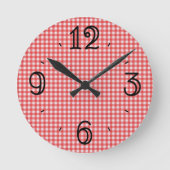 Red Gingham Wall Clock Ronde Klok (Voorkant)