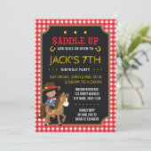 Red Gingham Wild West Dark Cowboy Birthday (Staand voorkant)