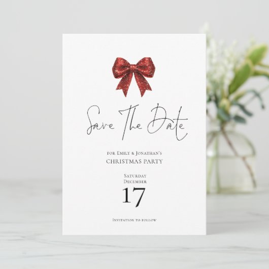 Red Glitter Coquette Bow Christmas Save the Date Kaart (Staand voorkant)