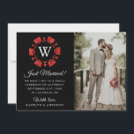 Red Glitter Monogram Poker Chip Casino Wedding Aankondiging<br><div class="desc">Laat iedereen weten dat je het deed,  je trouwde in stijl met deze moderne en zeer trendy trouwaankondigingskaarten. Het ontwerp is gemakkelijk te personaliseren met uw speciale evenementenbewoording en uw familie en vrienden zullen blij zijn wanneer ze deze fantastische huwelijksaankondigingskaarten ontvangen.</div>