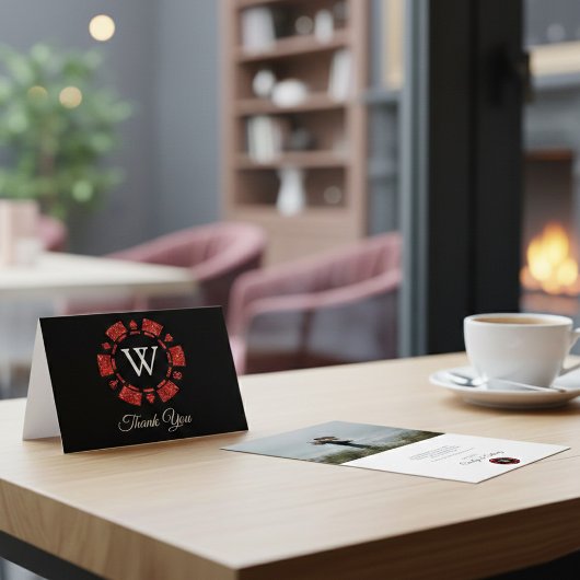 Red Glitter Monogram Poker Chip Casino Wedding Bedankkaart