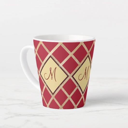 Red Gold Diamond Geometric Pattern Monogram Latte Mok (Linkerhoek)