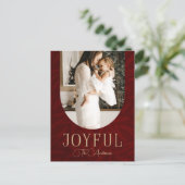 Red Gold Modern Botanische Arch Joyful Foto Feestdagenkaart (Staand voorkant)