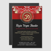 Red Gold OM Black Yoga New age Workshop Magnetische Uitnodiging (Voorkant / Achterkant)