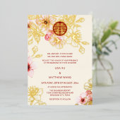 Red Gold  Pink Cherry Blossom Chinese Wedding Folie Uitnodiging (Staand Voorkant)