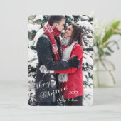 Red Gold Snowflake Photo Template voor Kerstmis Feestdagenkaart (Staand voorkant)