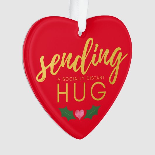 Red Gold Social Distance Hug Kerstmis Ornament (voorkant)
