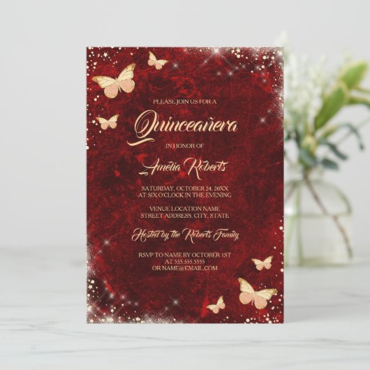 Red Gold Sparkle Butterfly Quinceanera Kaart (Staand voorkant)