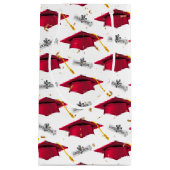 Red Graduation Caps with Diplomas Klein Cadeauzakje (Voorkant)