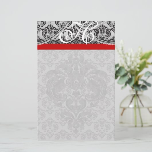 Red Gray Monogram Black Paisley (Staand voorkant)