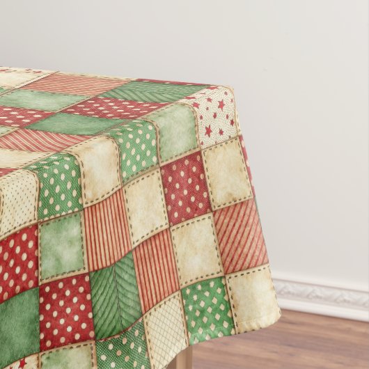 Red Green and Cream Patchwork Quilt Look Tafelkleed (Voorbeeld)