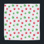 Red Green Paw-printerpatroon op witte feestdag Bandana<br><div class="desc">Show hoeveel je van dieren houdt met deze schattige rode en groene pootschildpad. Laat je huisdier er schattig uitzien.</div>