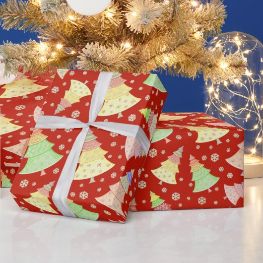RED GREEN PINK YELLOW HOLIDAY CHRISTMAS TREES CADEAUPAPIER (Feestdagen)