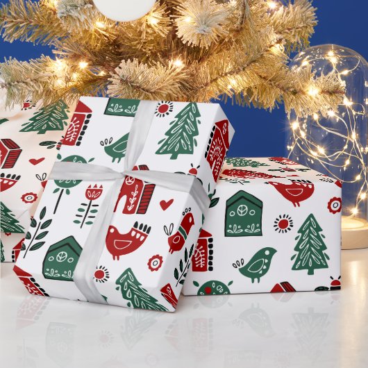Red & Green Scandinavian Christmas Wrapping Paper Cadeaupapier (Feestdagen)