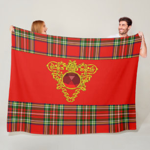 RED GREEN SCOTTISH TARTAN, GOLD CELTIC KNOTS HEART FLEECE DEKEN
