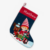 Red Hair Elf Boy met Rudolph Kerststop Kleine Kerstsok (Voorkant (Hangend))