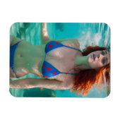 Red Haire Woman Polka Dot Bikini Underwater Foto Magneet (Horizontaal)