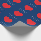 Red Heart Blue Modern Minimalist Wedding Cadeaupapier (Hoek)