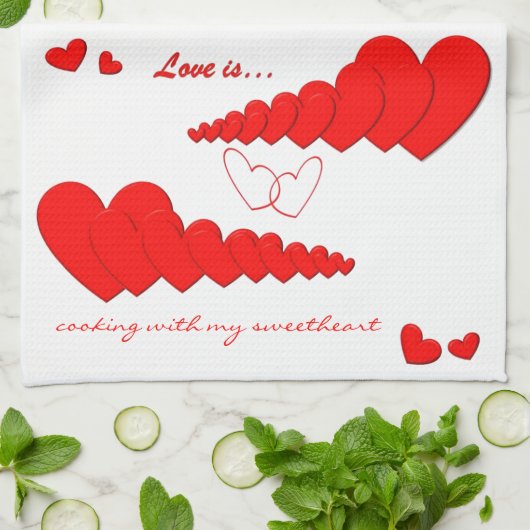 Red Heart chain LOVE IS... Personaliseer Theedoek (Gevouwen)