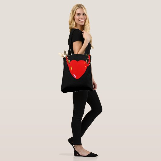 Red Heart Tote Bag (Op model)