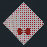 Red Hearts Cute Bow Stropdas Personalized Gray Pet Bandana<br><div class="desc">Rode harten stroomden over een grijs canvas, eindigend met een schattig bijbehorend boegachtig stropdas, en gepersonaliseerd met de naam van je huisdier. Vul de sjabloon in om de naam van uw huisdier toe te voegen, of verwijder de naamoptie helemaal; welke u verkiest. De achtergrondkleur kan worden veranderd, gebruikend uitgeeft menu....</div>