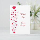 Red Hearts Design Valentijnsdag bruiloft receptie Kaart (Staand voorkant)
