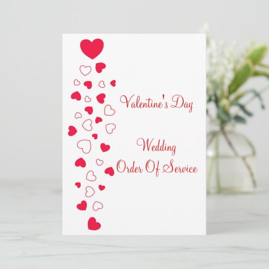 Red Hearts Design Valentijnsdag Wedding Programmakaart (Staand voorkant)