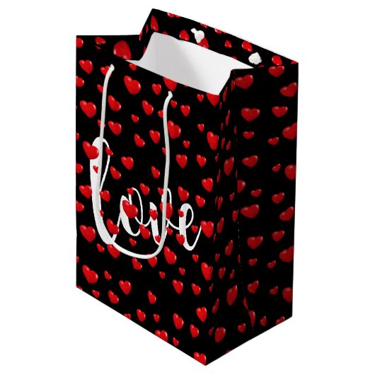 Red Hearts en Love On Black Medium Cadeauzakje (Voorkant Gekanteld)