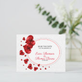 Red Hearts over White Damask Aankondigingskaart (Staand voorkant)