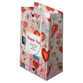 Red Hearts Whimsical Love Pattern Party Dank u Klein Cadeauzakje (Achterkant Gekanteld)