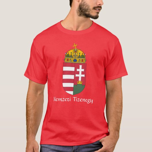 RED Hongarije Coat of Arms Nemzeti Tizenegy T-Shir T-shirt (Voorkant)