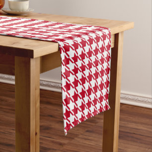 Red Houndstooth-herstellingspatroon Korte Tafelloper