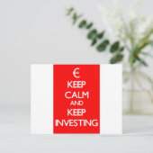 Red Keep Calm en blijf investeren Briefkaart (Staand voorkant)