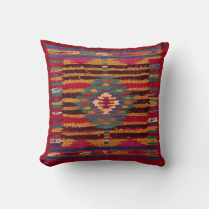 Red Kilim Kussens USA: Authenticiteit geleverd aan