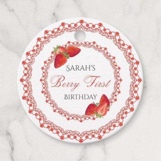 Red Lace Berry First Birthday Round Bedankjes Labels (Voorkant)