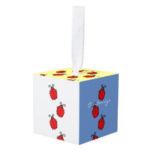 Red Ladybugs Crawling Thunder_Cove Decoratie