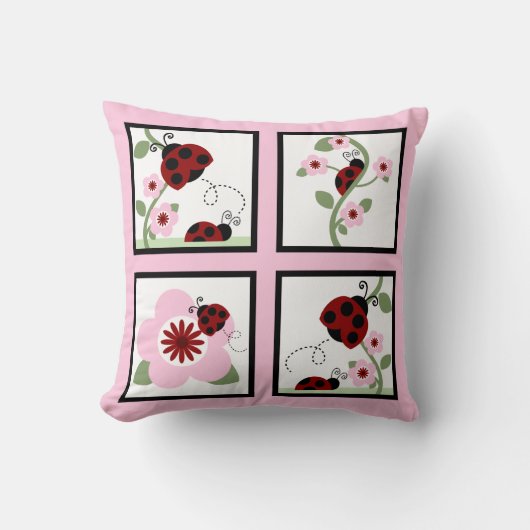 Red Ladybugs en Flowers Personalized Pillow Kussen (Voorkant)