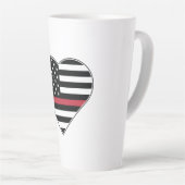 Red Line Flag Heart Latte Mok (Rechterhoek)