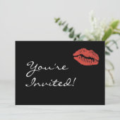Red Lips Kiss Party Kaart (Staand voorkant)