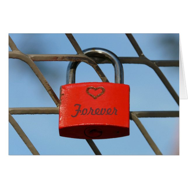 Red Love Lock met Heart op Fence, "Forever" (Voorkant Horizontaal)
