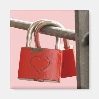 Red Love Locks op Fence Magneet