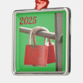 Red Love Locks op Fence Metalen Ornament (Links)