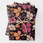 Red Lucky Shamrocks Clover St. Patrick's Day Inpakpapier Vel (In situ)