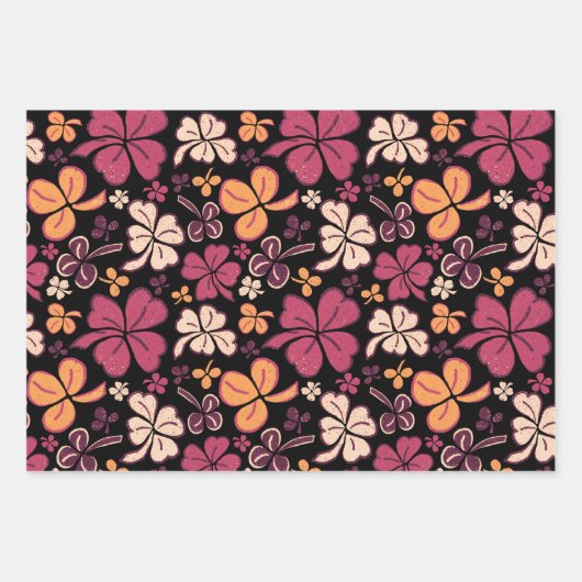 Red Lucky Shamrocks Clover St. Patrick's Day Inpakpapier Vel (Voorkant)